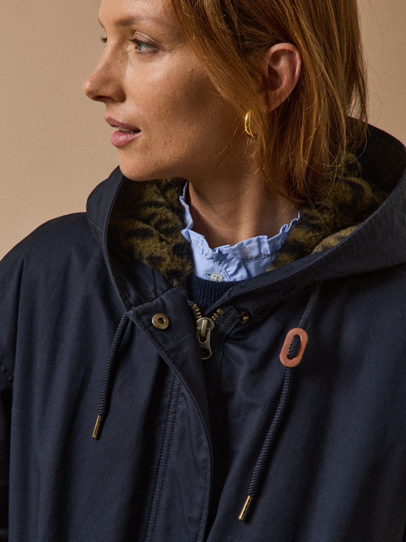 Women's mid-length parka with faux-fur lining - Image 4