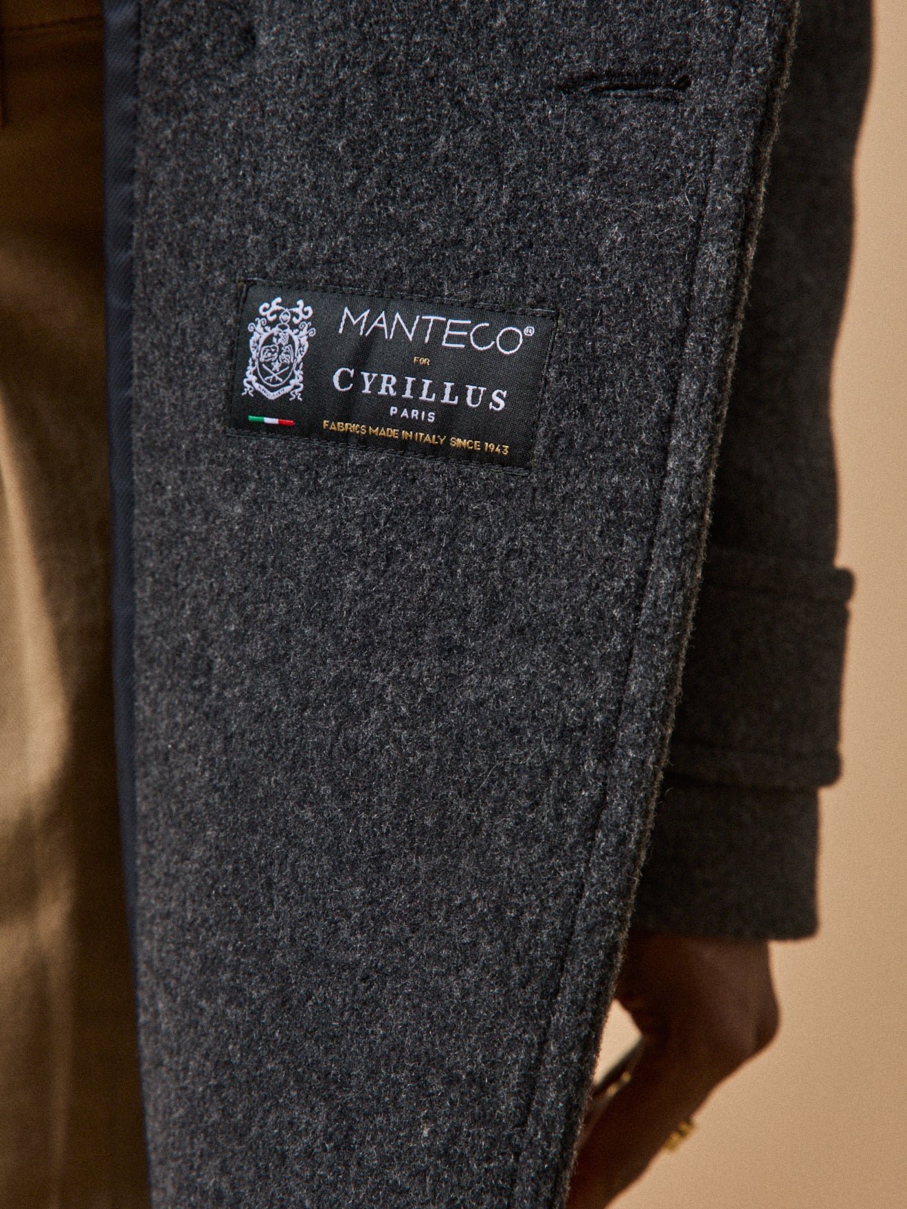 Women's plain woolen pea coat - Image 9