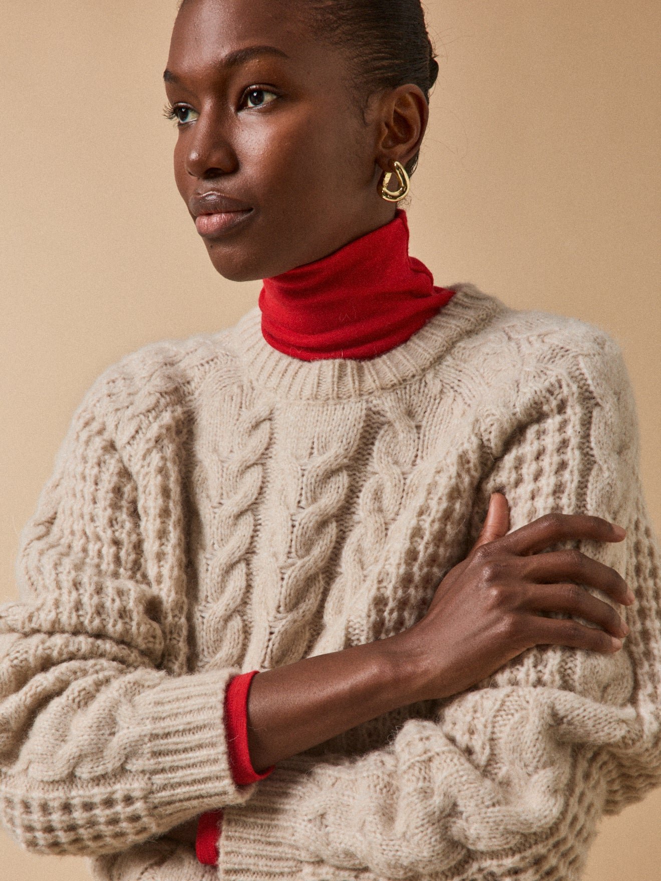 Women's merino wool blend cable-knit sweater - Image 3