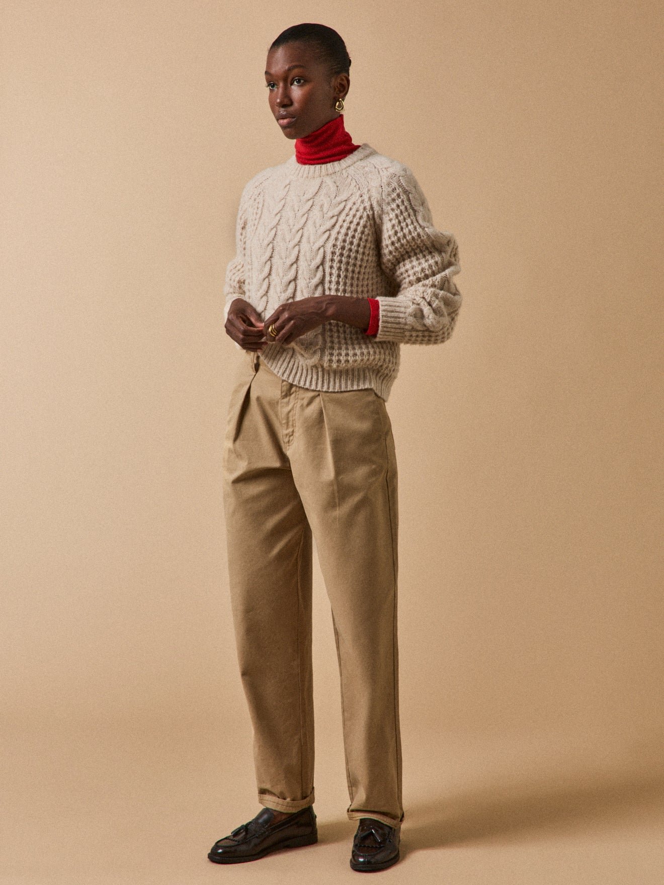 Women's merino wool blend cable-knit sweater - Image 4